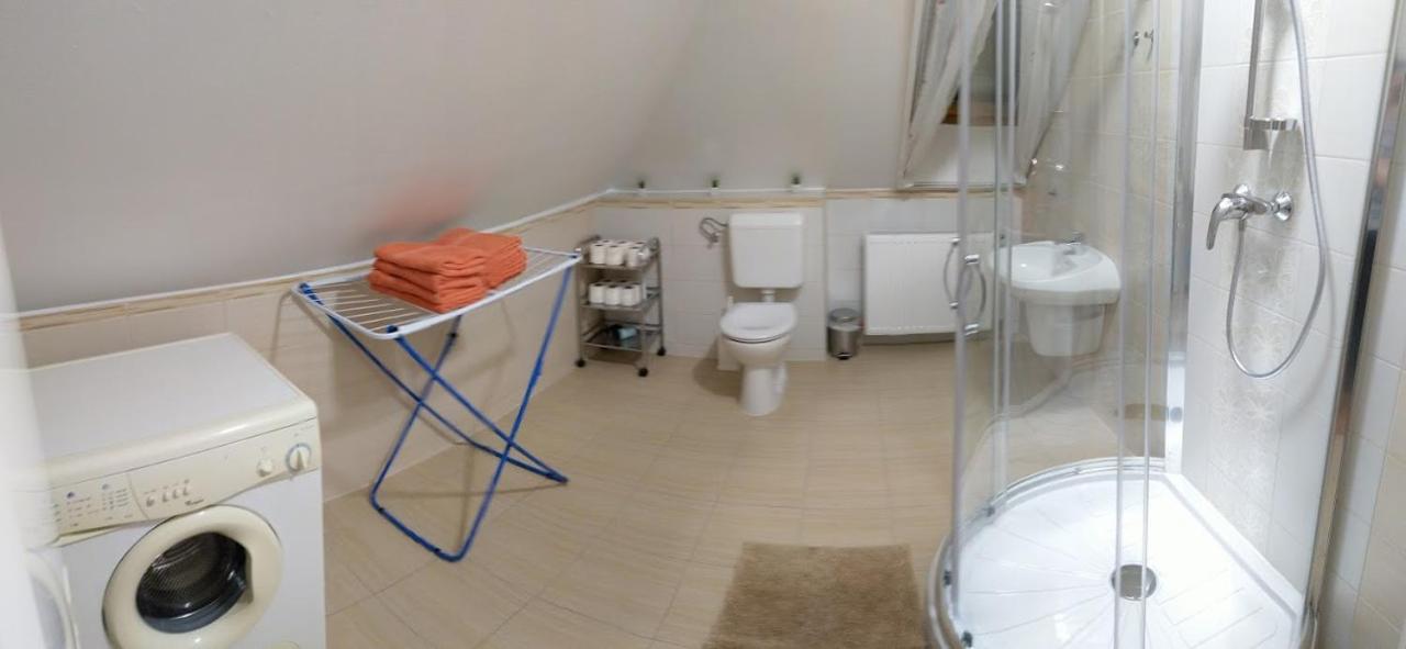 Foeveny Apartman บาลาโตนูดวารี ภายนอก รูปภาพ