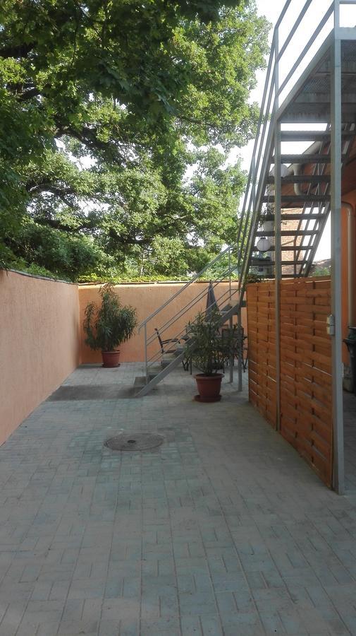 Foeveny Apartman บาลาโตนูดวารี ภายนอก รูปภาพ